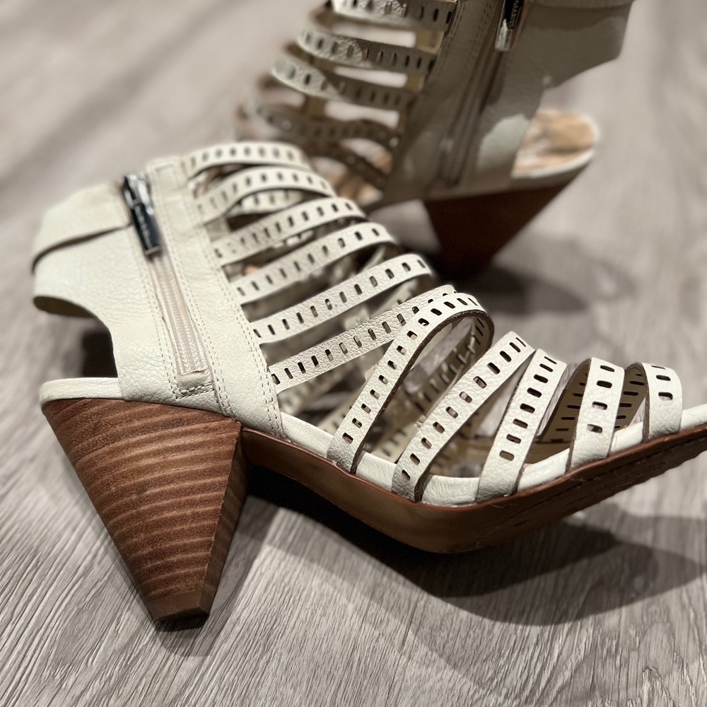 Vince Camuto Heels Modern White Open Toe